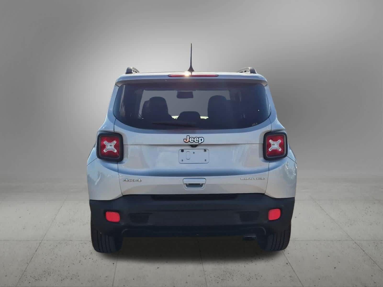 Used 2020 Jeep Renegade Limited AWD/4WD image 5
