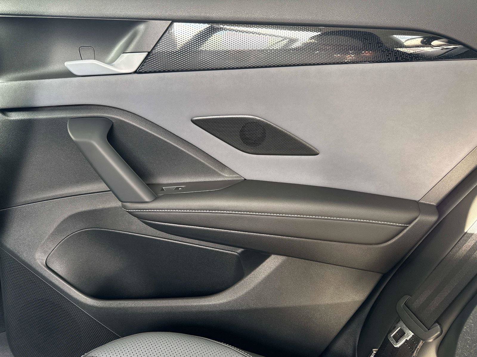 New 2026 Volkswagen Tiguan SE image 15