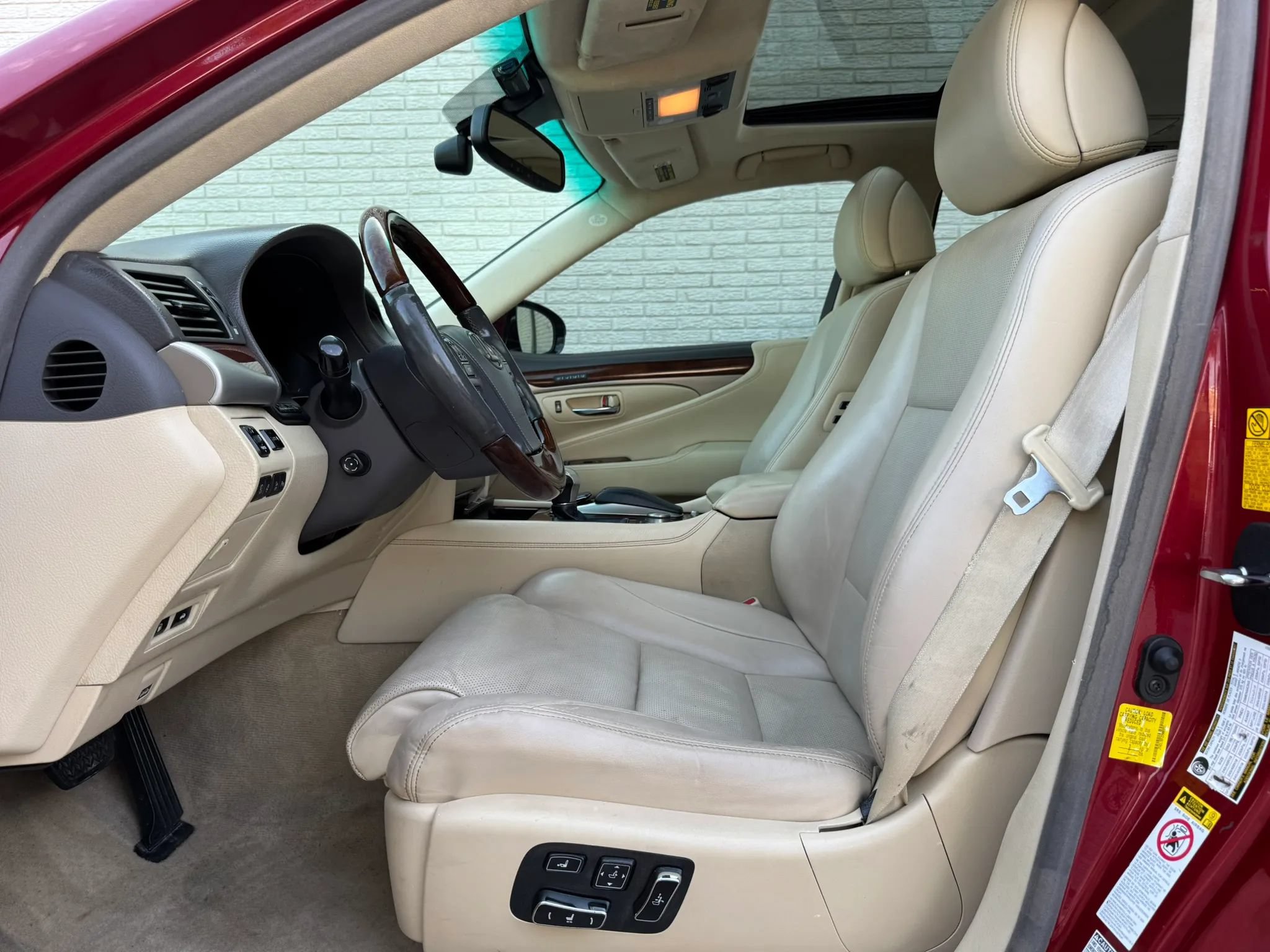 Used 2013 Lexus LS 460 L w/ Ultra Luxury Pkg AWD/4WD image 15