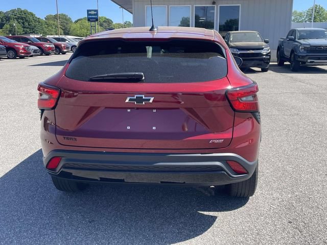 Certified 2024 Chevrolet Trax RS w/ Sunroof Package FWD image 5