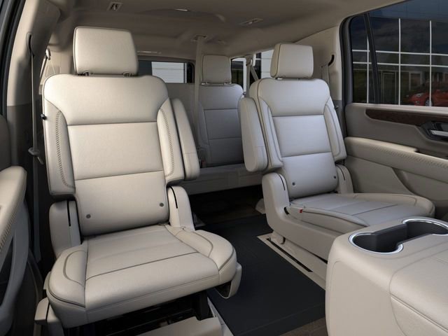 New 2026 GMC Yukon XL Denali w/ Denali Reserve Package image 17