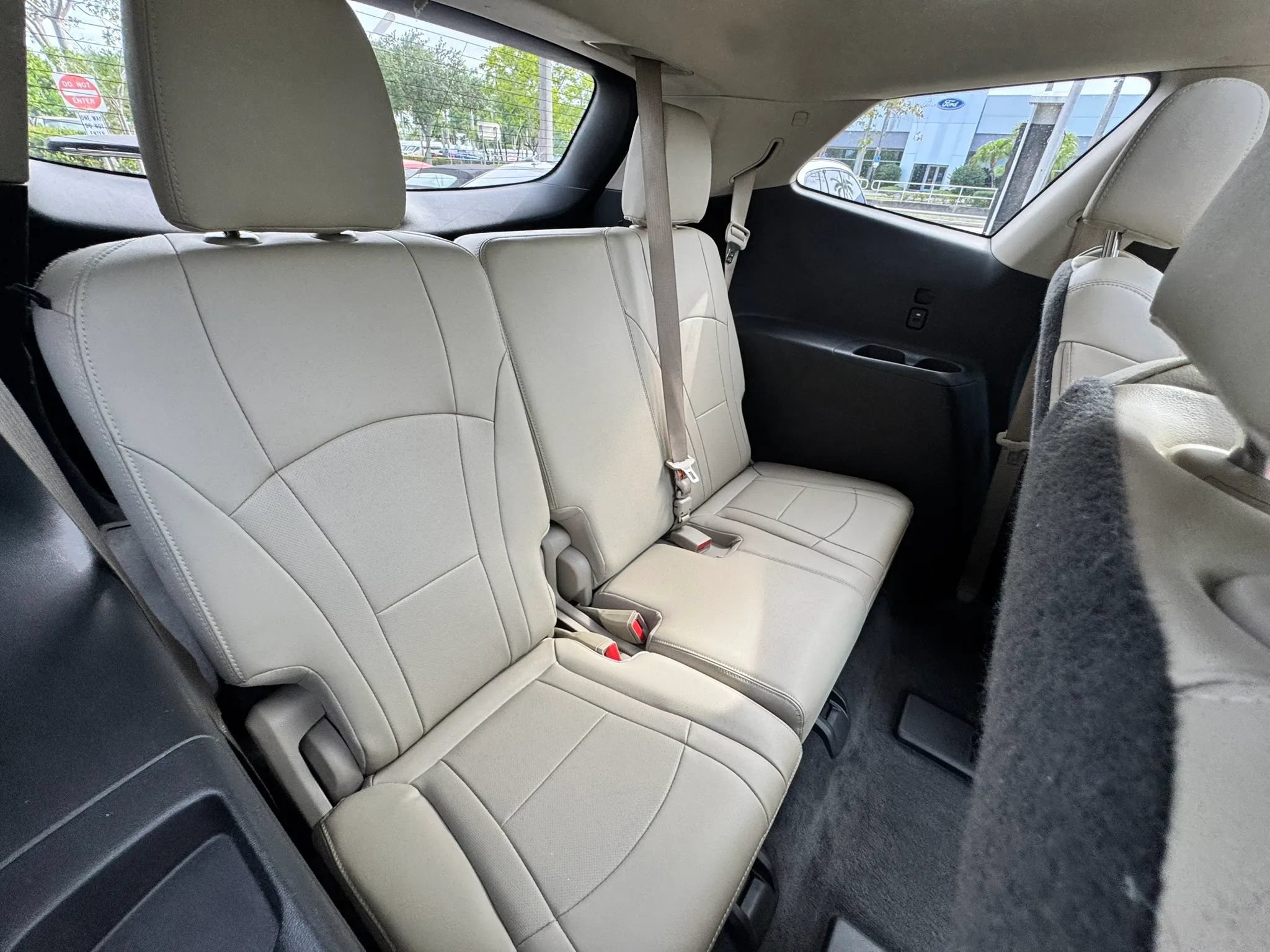 Used 2019 Buick Enclave Premium w/ Experience Buick Package FWD image 22
