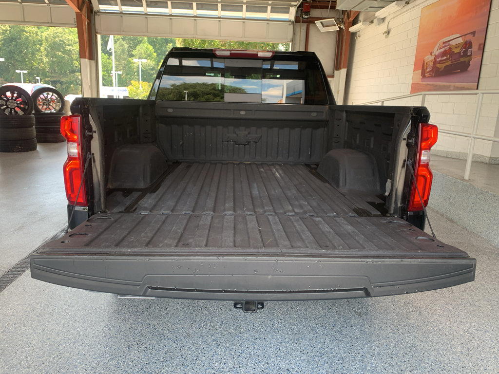 Used 2023 Chevrolet Silverado 1500 LTZ AWD/4WD image 9
