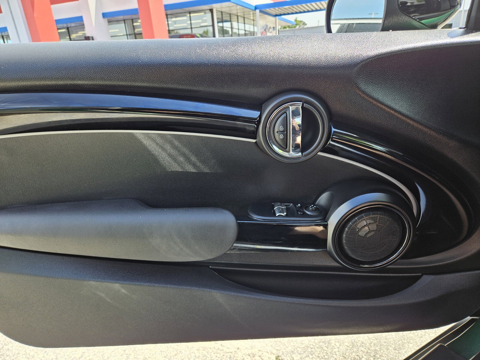 Used 2024 MINI Cooper SE FWD image 29