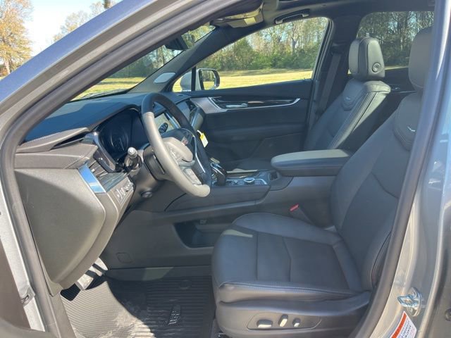 New 2026 Cadillac XT5 Premium Luxury w/ LPO, Floor Liner Package image 16