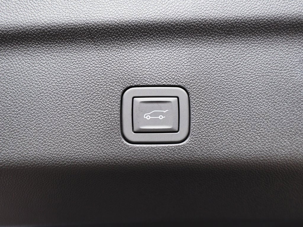 New 2026 GMC Yukon XL Elevation image 7