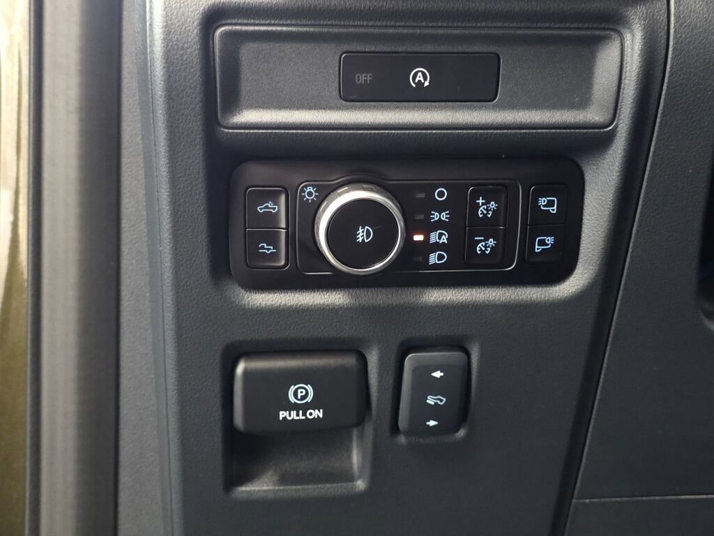 Used 2025 Ford F150 Raptor image 34