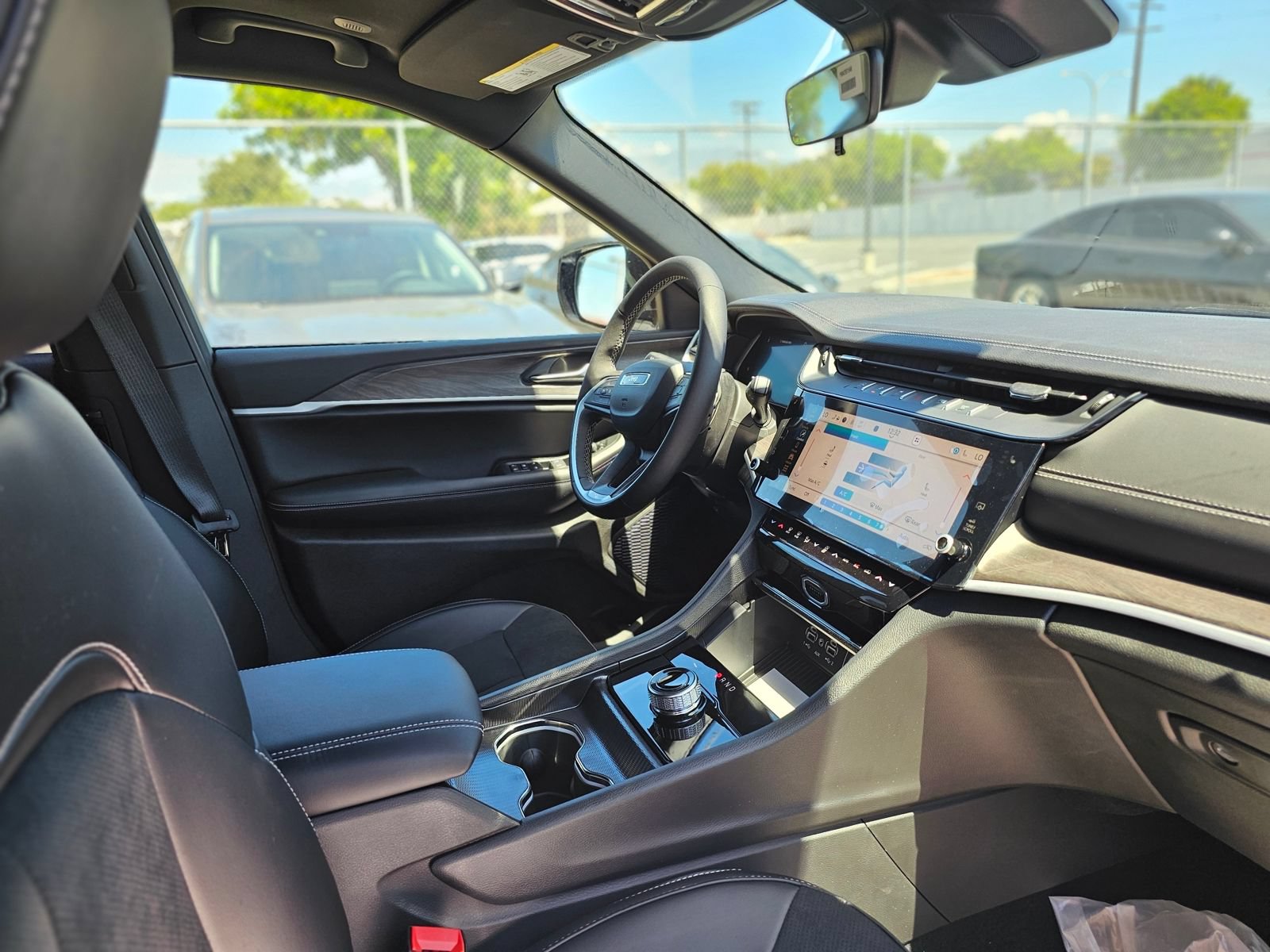 New 2026 Jeep Grand Cherokee L Altitude RWD image 26