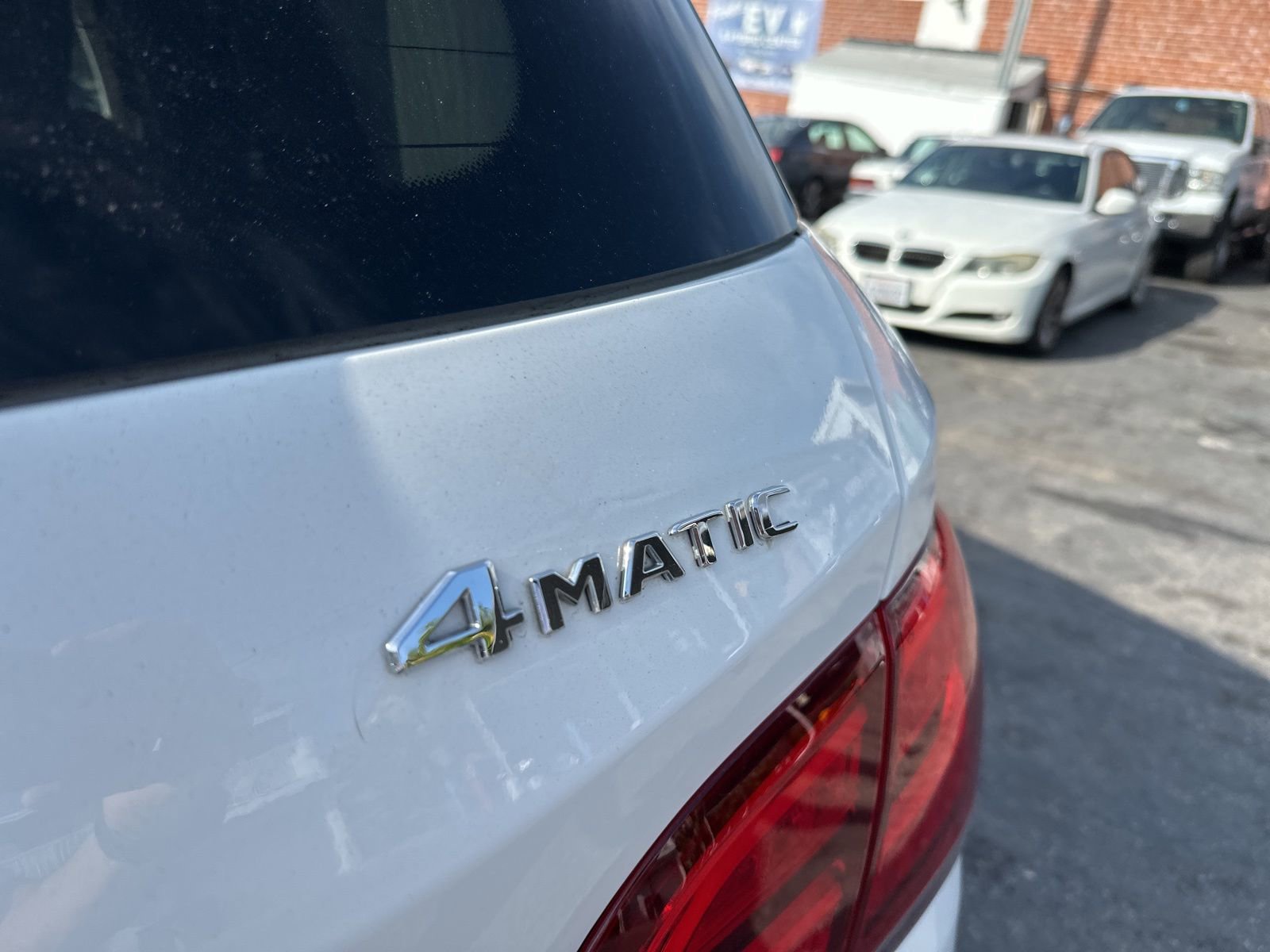 Used 2019 Mercedes-Benz GLE 400 4MATIC image 11