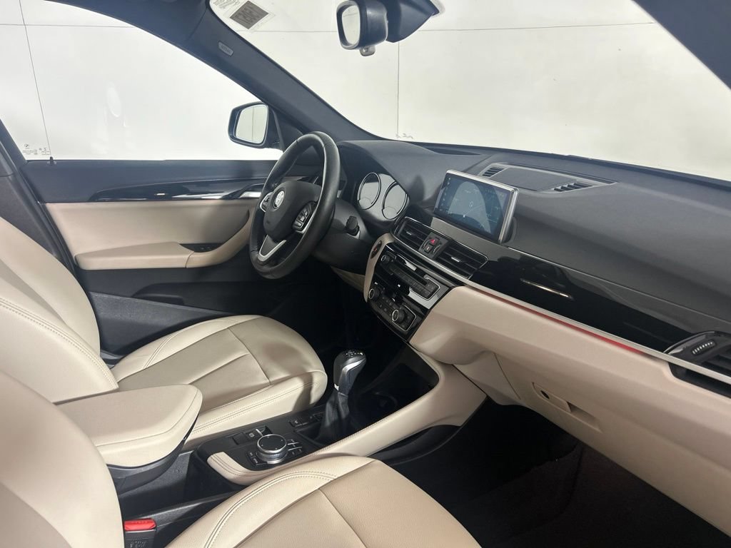 Used 2019 BMW X1 xDrive28i w/ Convenience Package AWD/4WD image 16