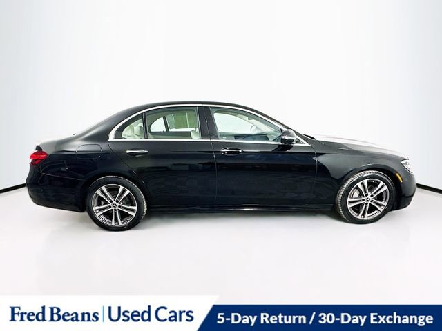 Used 2022 Mercedes-Benz E 350 4MATIC Sedan image 9