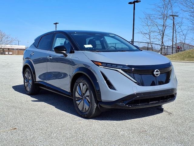 New 2025 Nissan Ariya AWD image 2