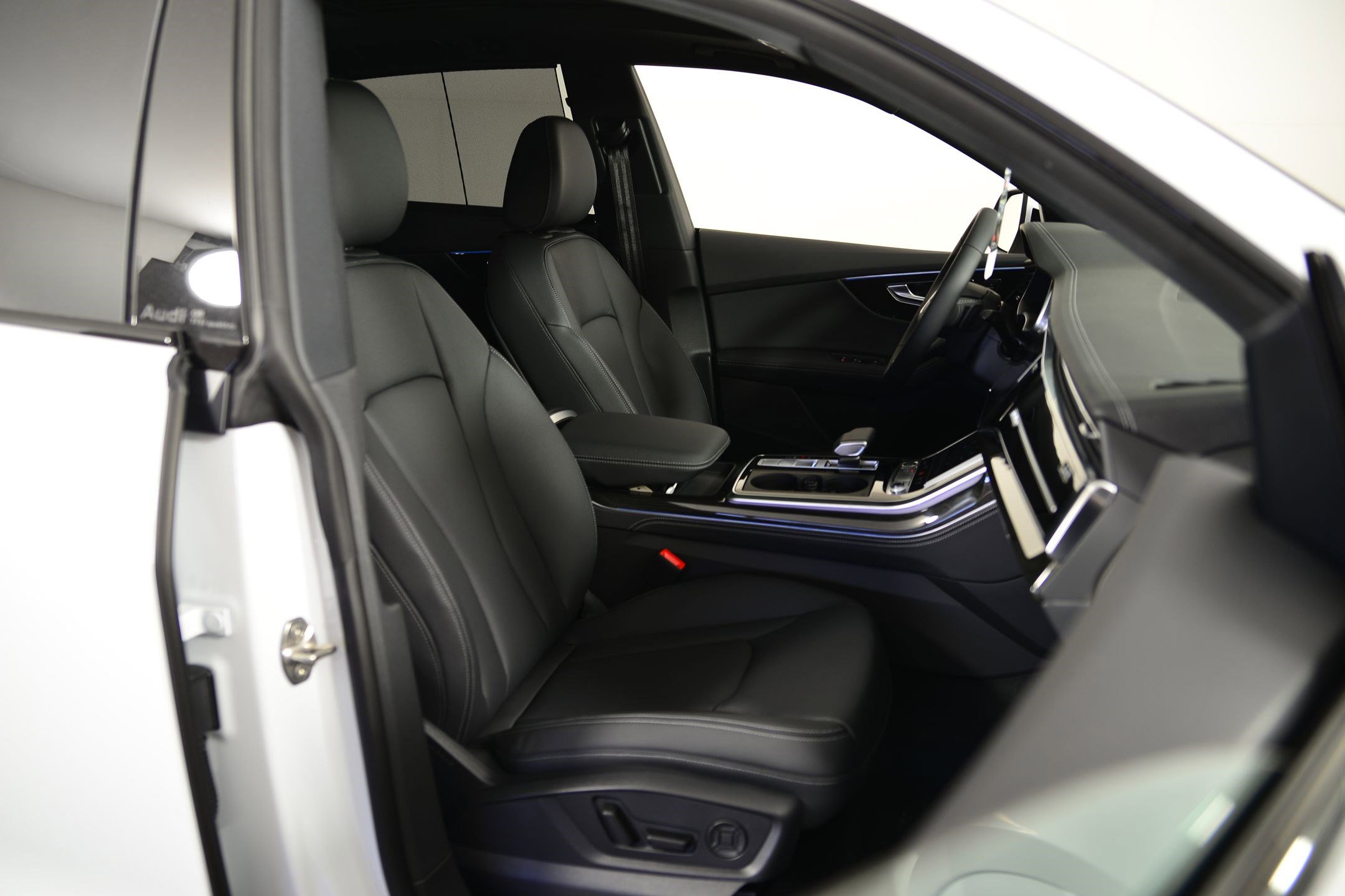 New 2026 Audi Q8 Premium Plus image 16