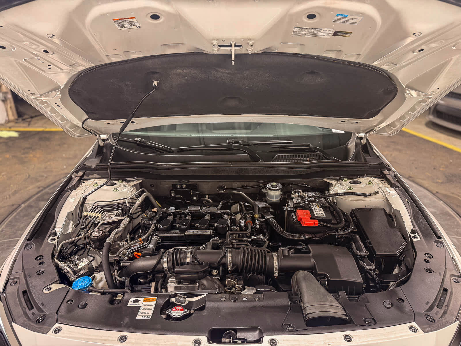 Used 2018 Honda Accord Sport image 27