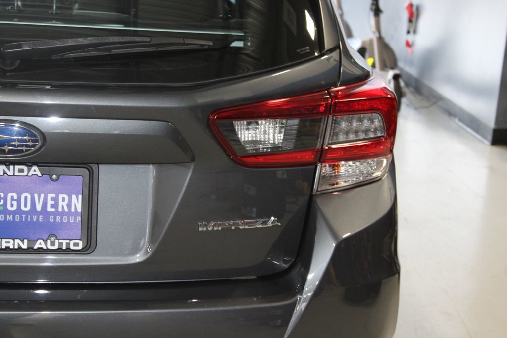 Used 2022 Subaru Impreza 2.0i Premium AWD/4WD image 38