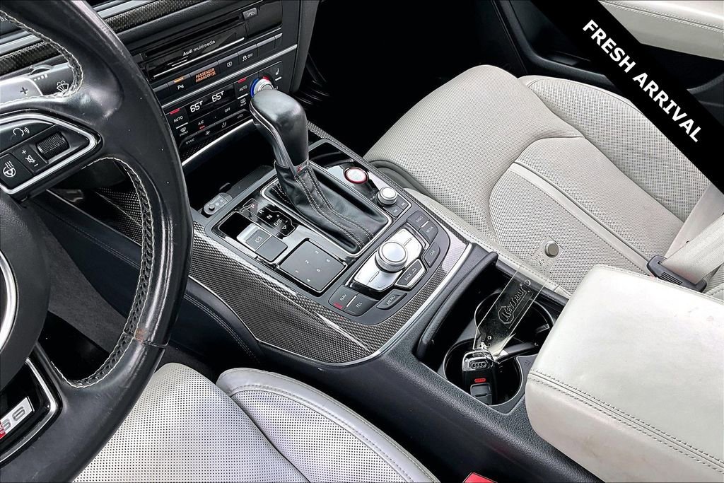 Used 2016 Audi S6 Prestige w/ Prestige Package image 17