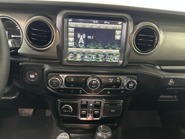 Used 2023 Jeep Wrangler Unlimited w/ 8.4" Radio Group AWD/4WD image 21