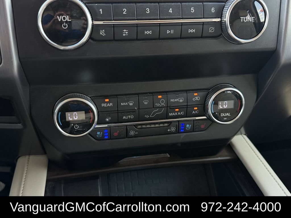Used 2019 Ford Expedition Max Platinum AWD/4WD image 22