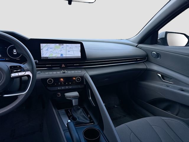 Used 2024 Hyundai Elantra SEL image 23