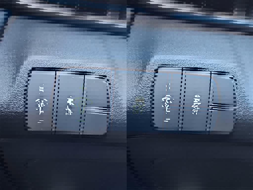 New 2026 Hyundai Elantra Sport image 18