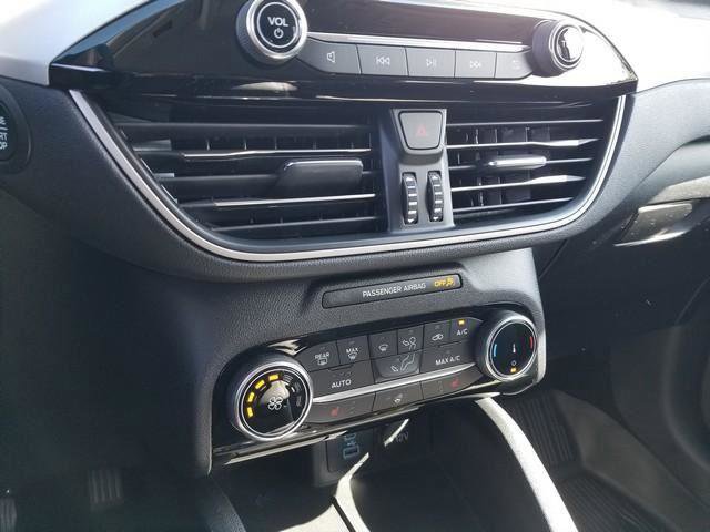Used 2022 Ford Escape SE w/ Cold Weather Package image 19