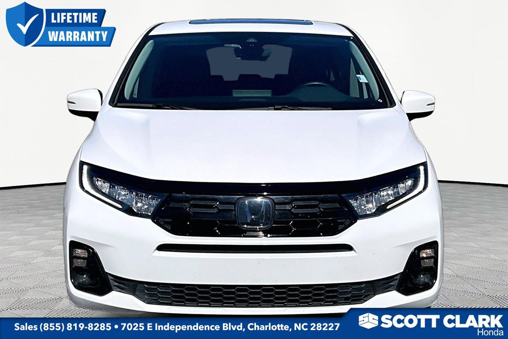 Used 2025 Honda Odyssey Elite image 2