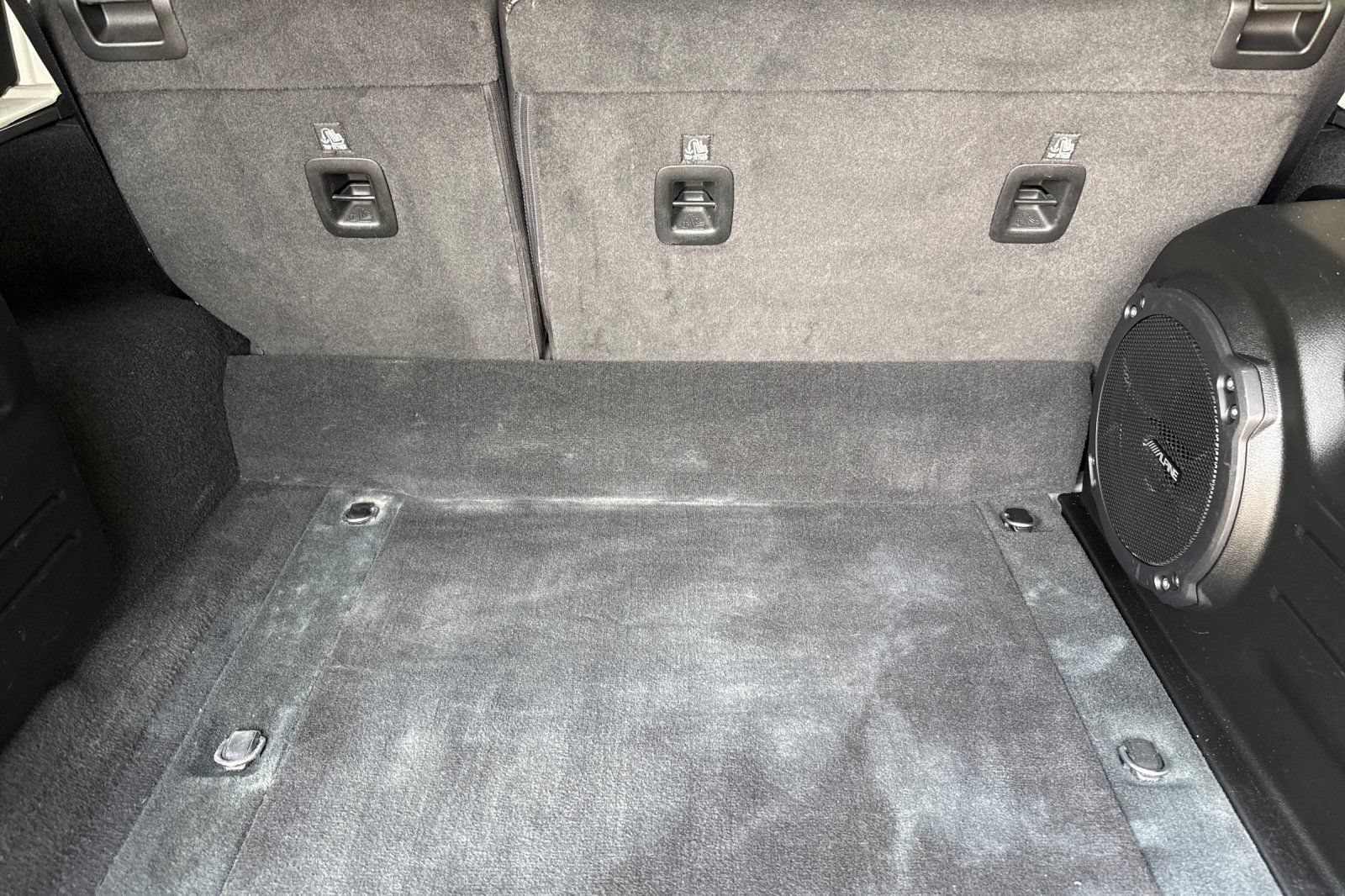 Used 2023 Jeep Wrangler Unlimited Sahara AWD/4WD image 15