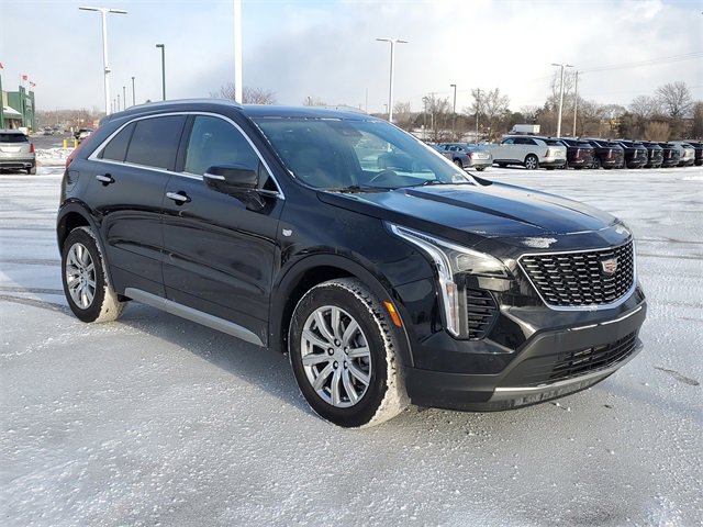 Certified 2022 Cadillac XT4 Premium Luxury w/ Safety Alert Package image 2