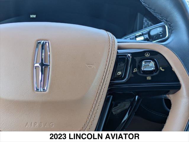Certified 2023 Lincoln Aviator Black Label Grand Touring w/ Class IV Trailer Tow Package AWD/4WD image 15