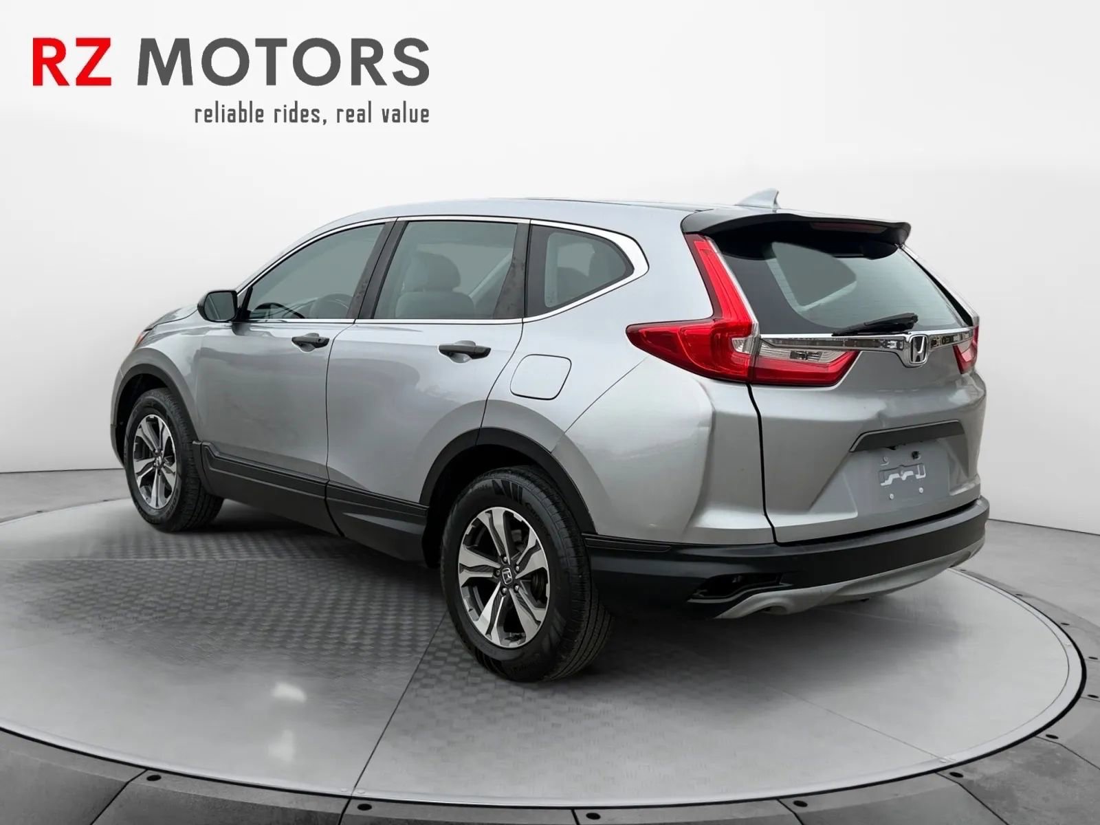 Used 2019 Honda CR-V LX image 3