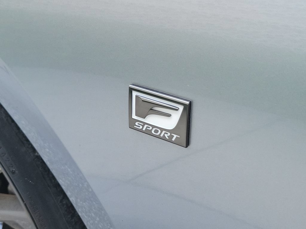 Used 2022 Lexus IS 350 F Sport RWD image 7