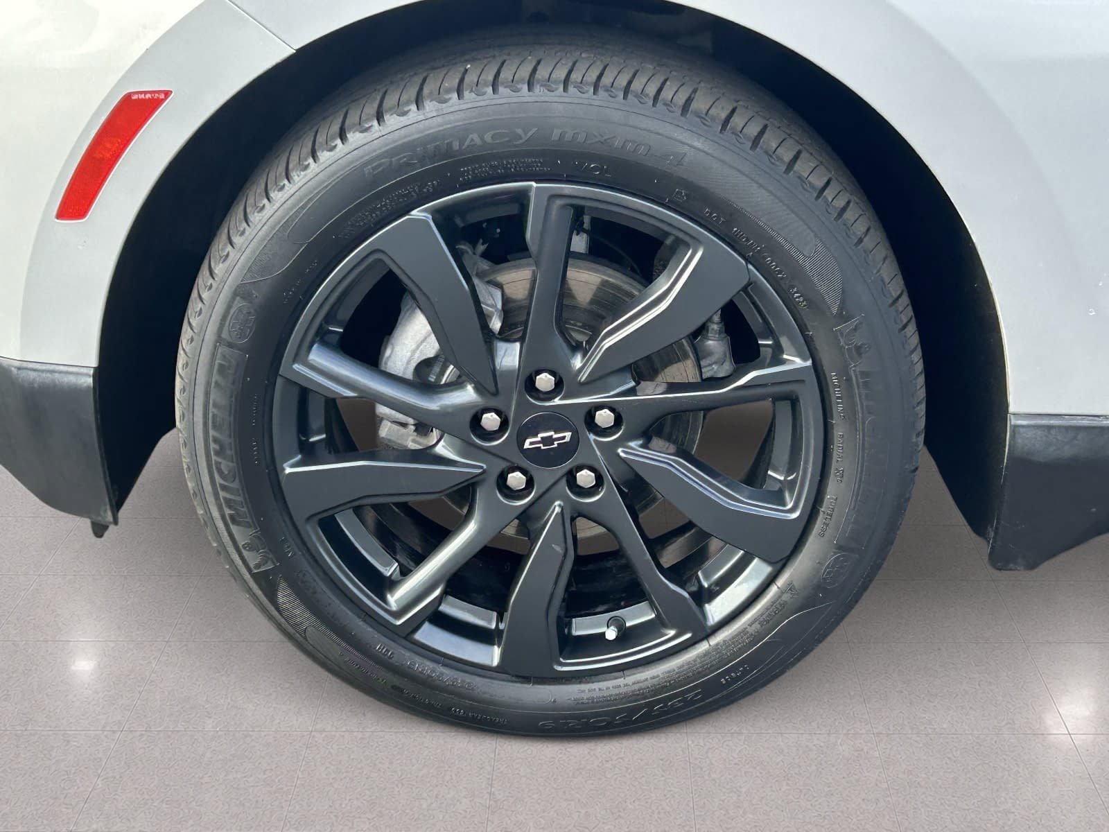 Used 2022 Chevrolet Equinox RS w/ RS Leather Package FWD image 11
