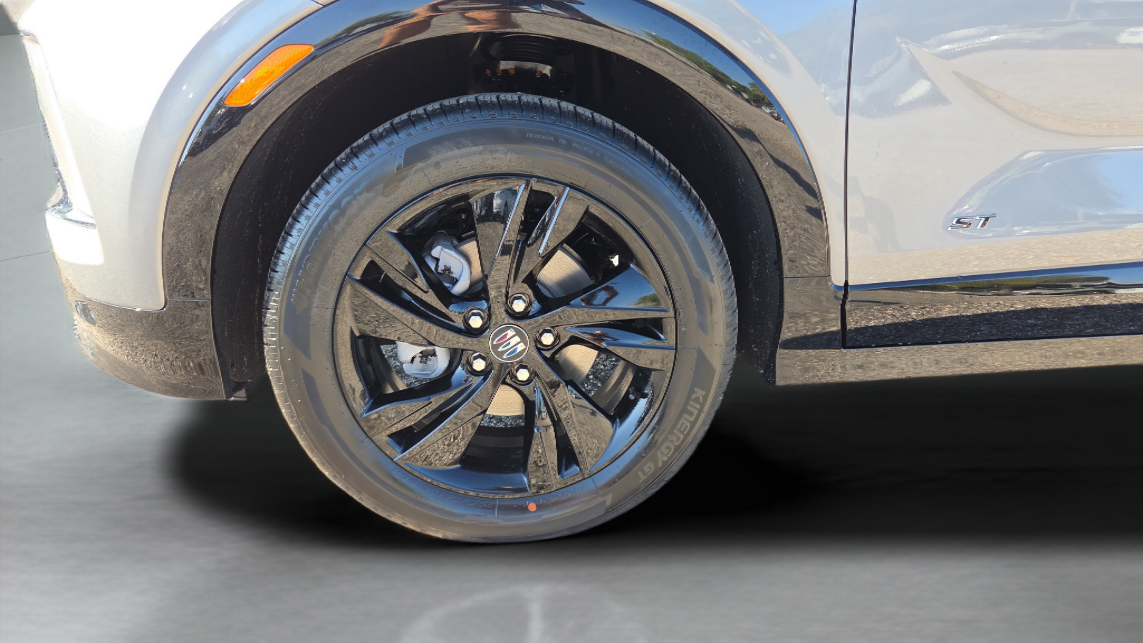 New 2026 Buick Encore GX Sport Touring FWD image 30