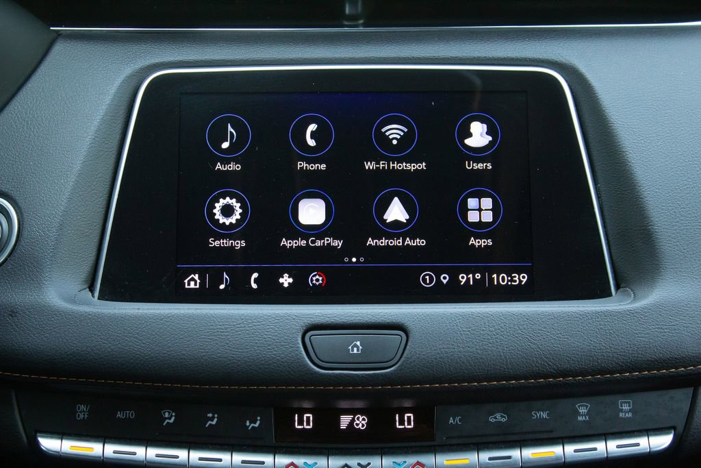 Used 2023 Cadillac XT4 Sport AWD/4WD image 16