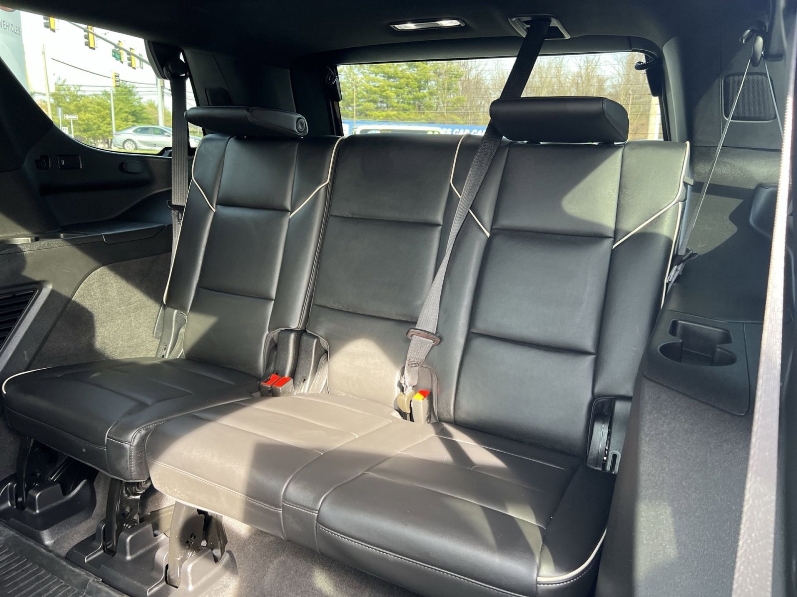 Used 2024 Cadillac Escalade Premium Luxury image 26