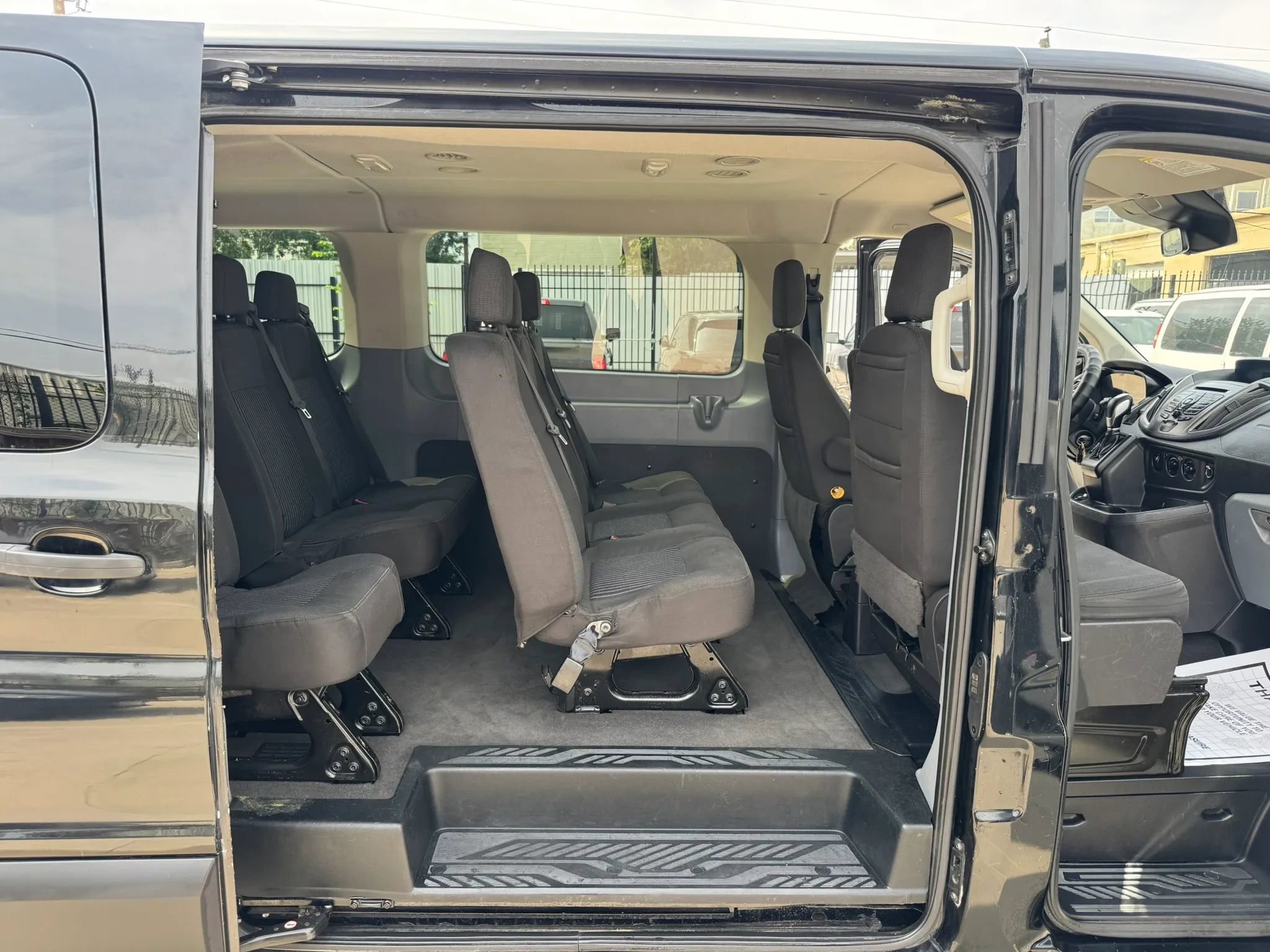 Used 2018 Ford Transit 350 XL RWD image 29