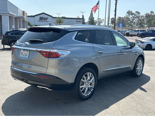 Used 2023 Buick Enclave Essence w/ Experience Buick Package FWD image 6
