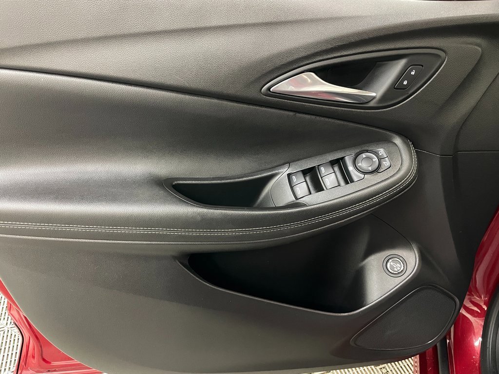 Certified 2021 Buick Encore GX Select w/ Sport Touring Package image 21