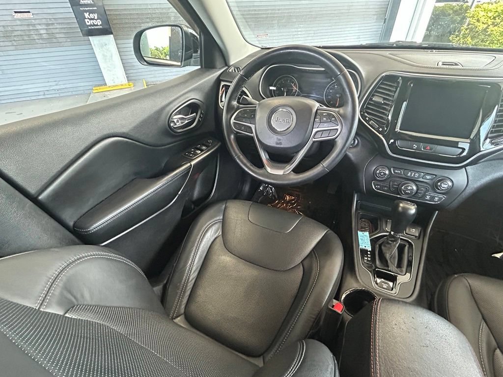 Used 2020 Jeep Cherokee Limited FWD image 9