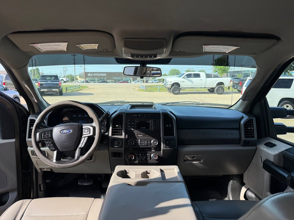 Used 2017 Ford F350 4x4 Crew Cab DRW Super Duty image 21