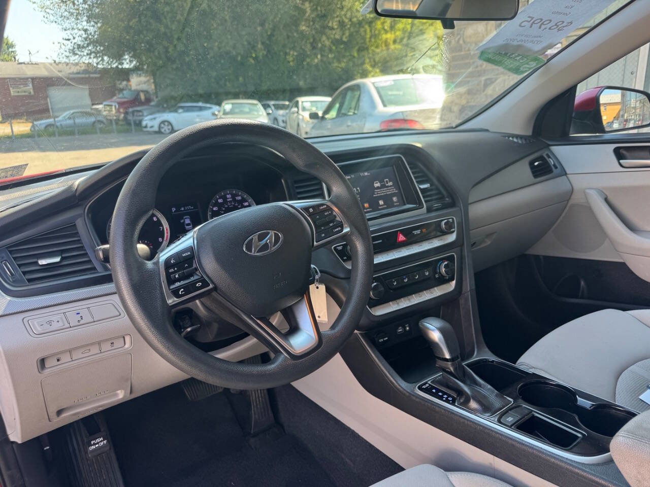 Used 2018 Hyundai Sonata SE image 12