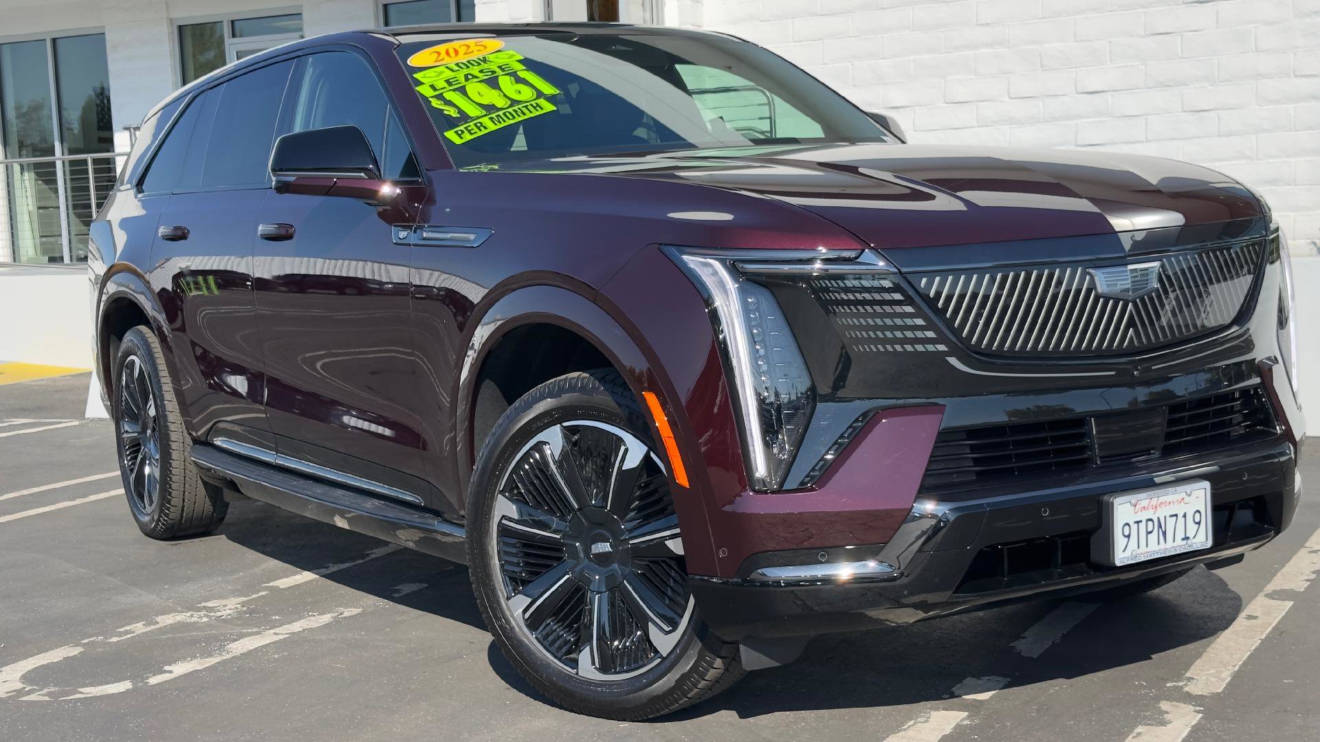 Used 2025 Cadillac Escalade IQ Sport 1 w/ Smart Trailering package