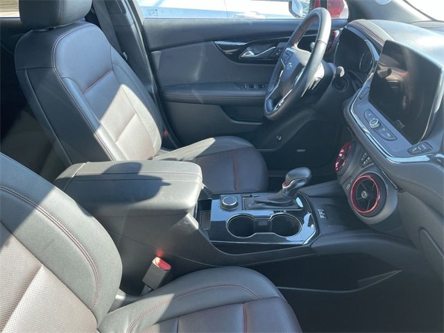 Used 2025 Chevrolet Blazer RS image 11
