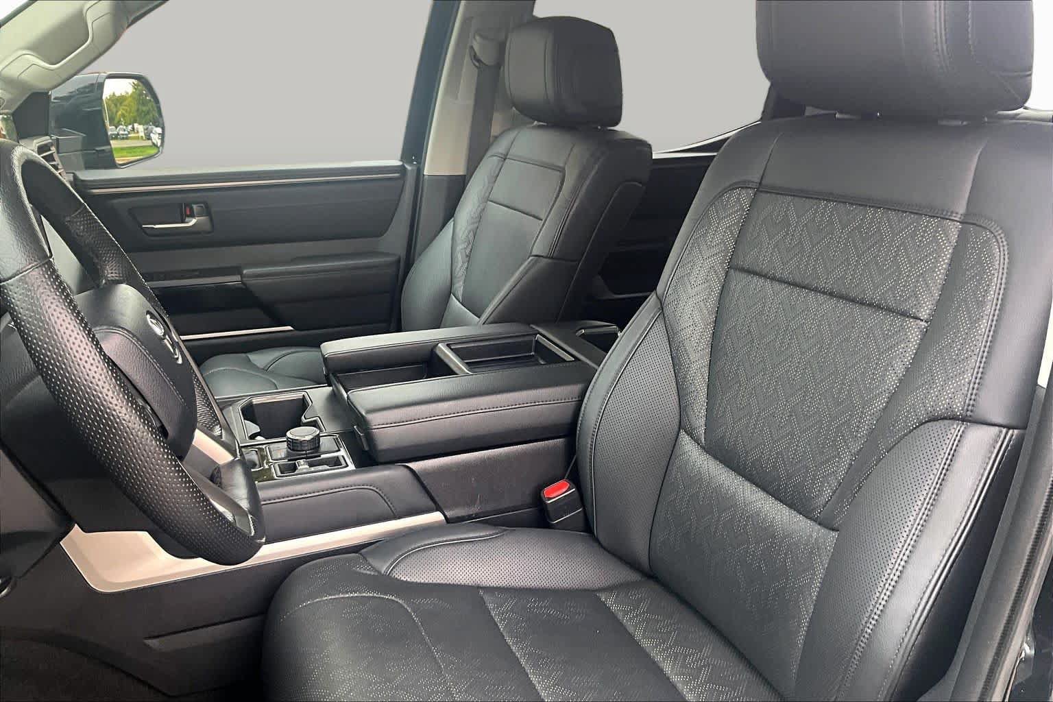 Used 2024 Toyota Tundra Limited w/ Power Package AWD/4WD image 8