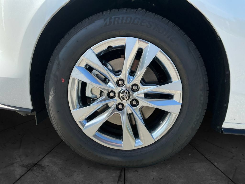 New 2026 Toyota Sienna Limited AWD/4WD image 15