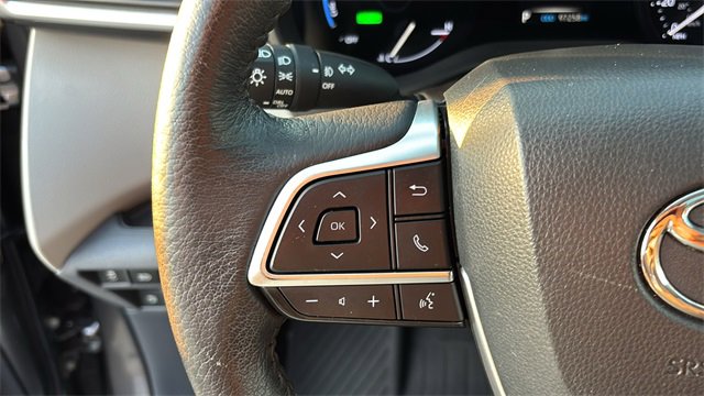 Used 2021 Toyota Sienna XLE image 19