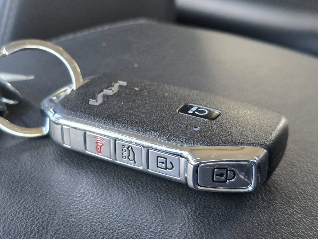 Certified 2023 Kia Sorento SX FWD image 43