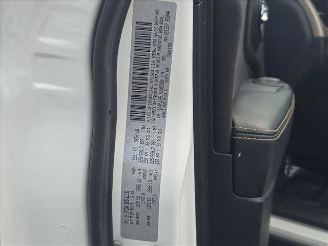 Used 2017 Jeep Cherokee Sport FWD image 23