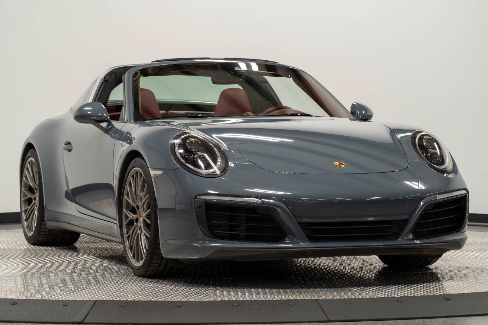 Used 2017 Porsche 911 Targa 4S AWD/4WD image 24