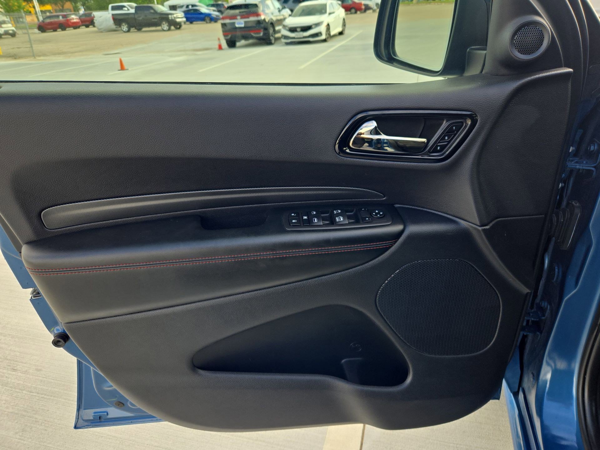 Used 2025 Dodge Durango GT image 14